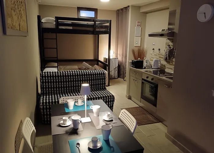 U Peri Alivu House